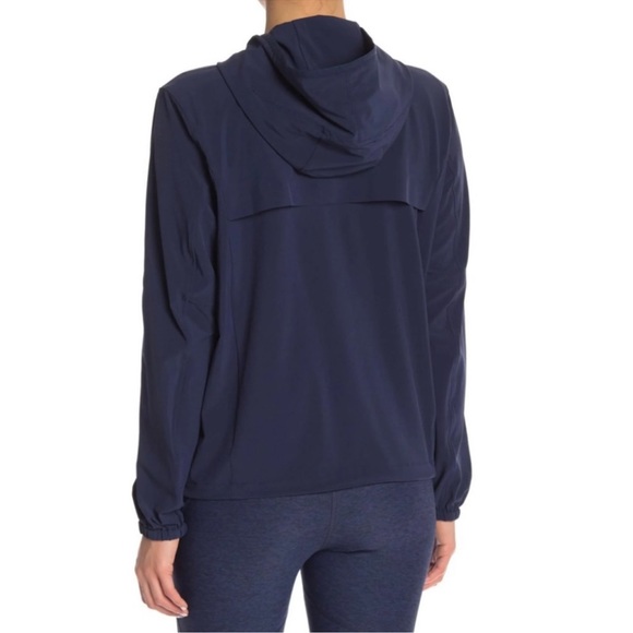 Outdoor Voices Crepe Jacket - Picture 6 of 7